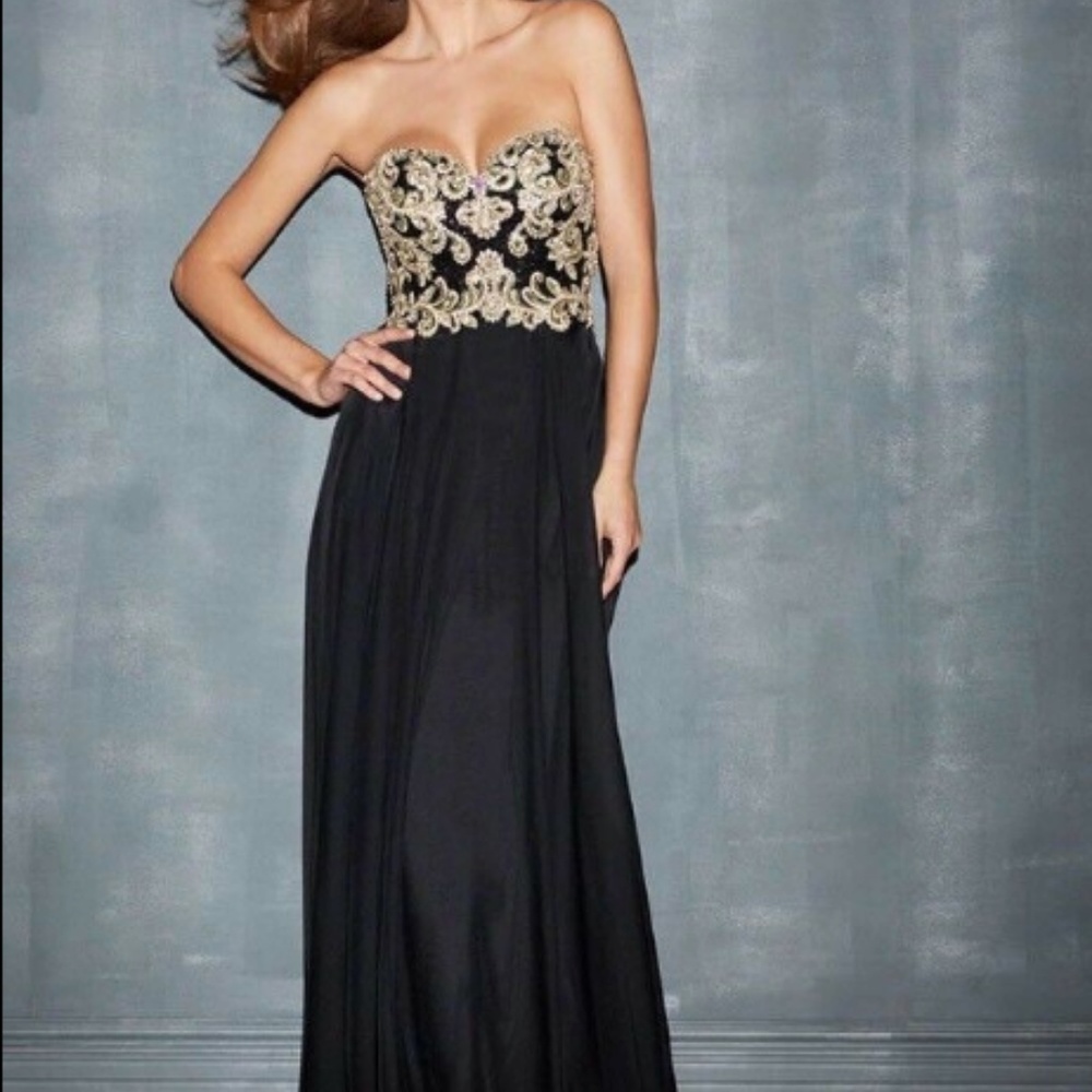 👗👚👠Never Worn Prom Formal Strapless Black Gold Beaded Dress